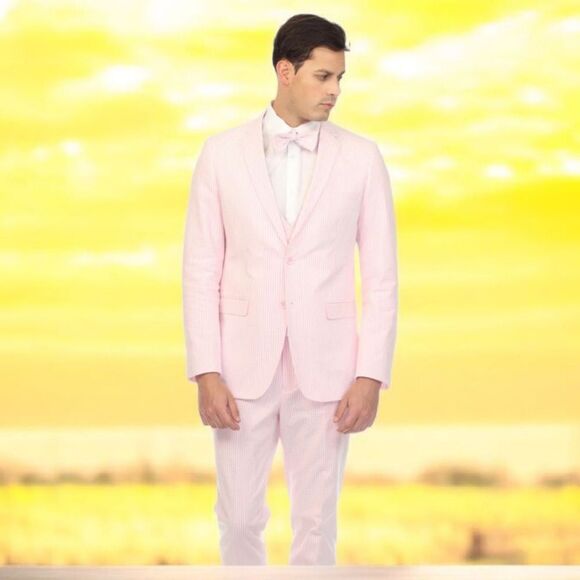 FERRECCI MEN'S PINK COTTON-LYCRA SLIM FIT SEERSUCKER SUIT. HARWIN. - Picture 1 of 12